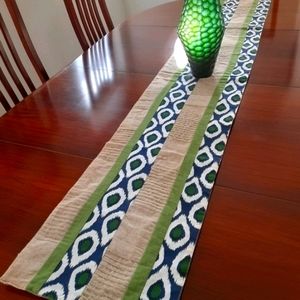 Africa-inspired table runner, like-new